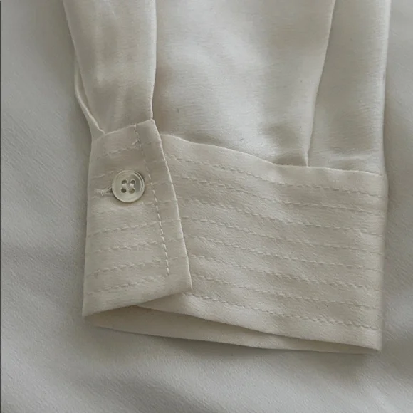 VINCE 100% Silk Long-Sleeve Blouse - Picture 6 of 11